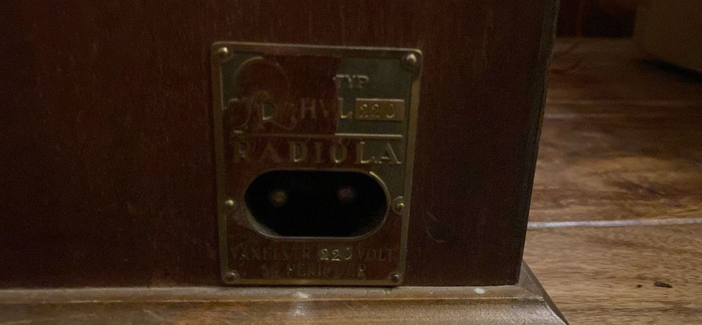 Przedwojenne radio Radiola HVL. Nie sansui Pioneer technics Onkyo nad