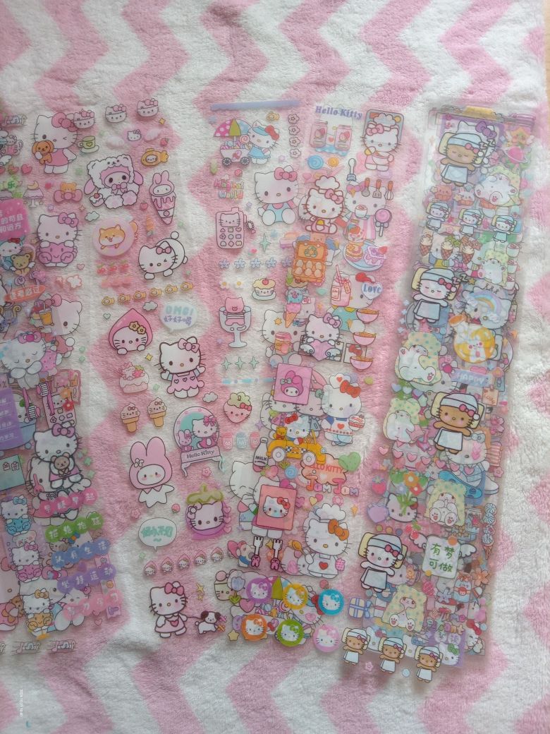 20 dużych arkuszy naklejki hello kitty