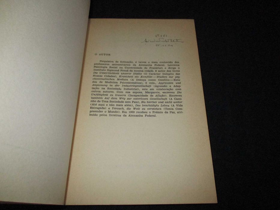 Livro A Ideia de Paz e a Agressividade Humana