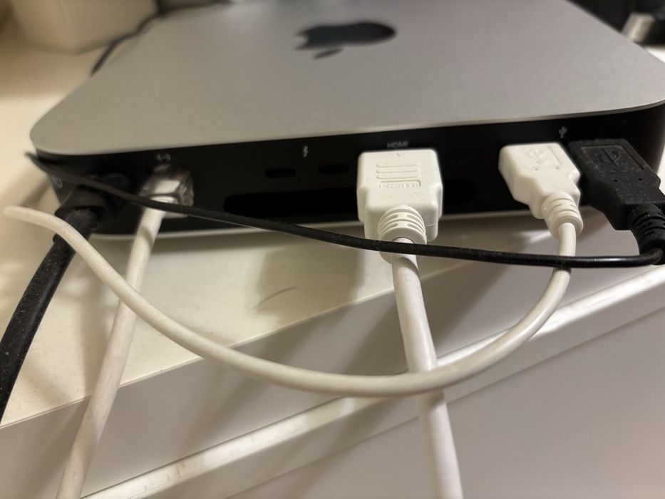 Apple Mac Mini M2 de 2024 - Monitor nao incluido