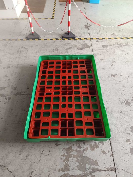 Paletes/Bacias/Tinas de retenção para produtos químicos ou alimentares