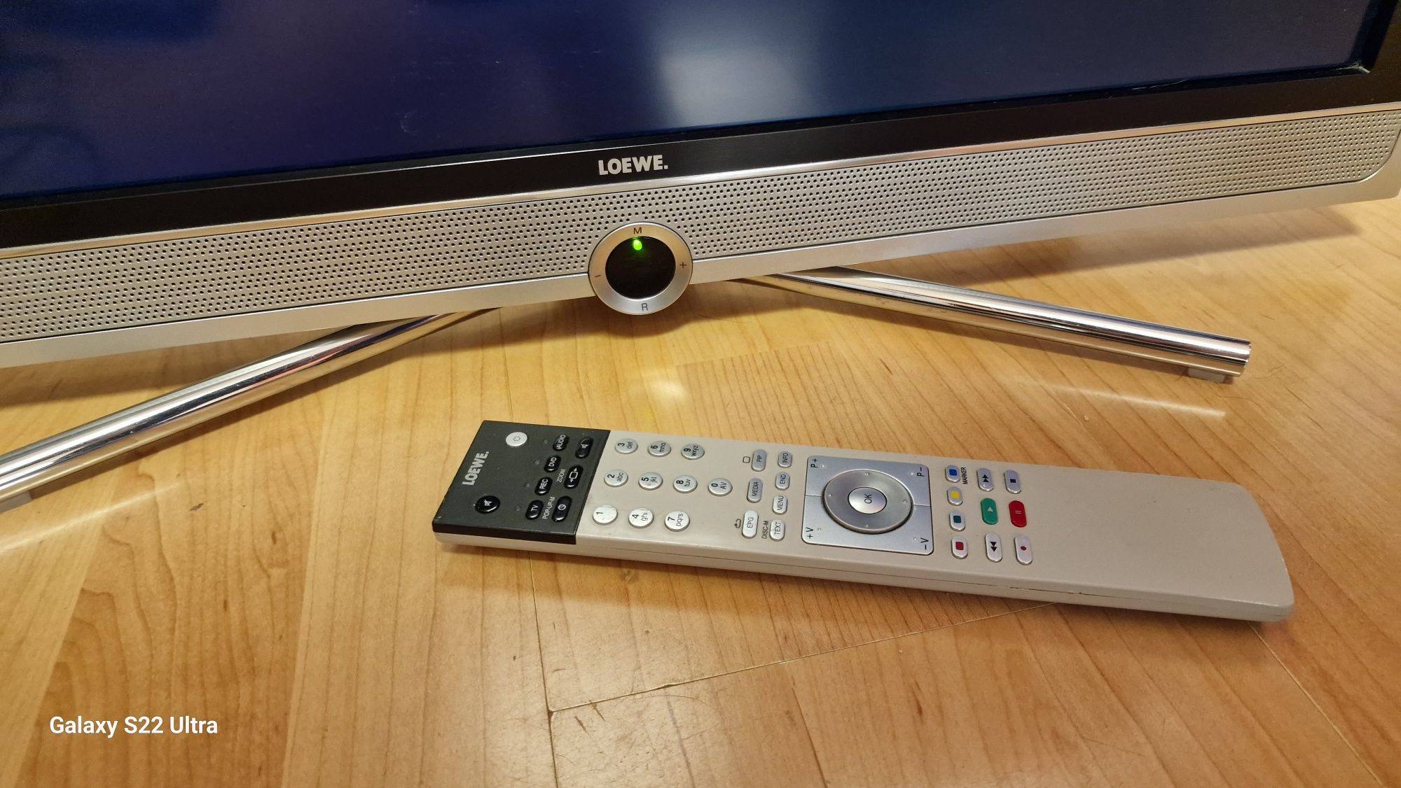 LED LOEWE connect 26 SL