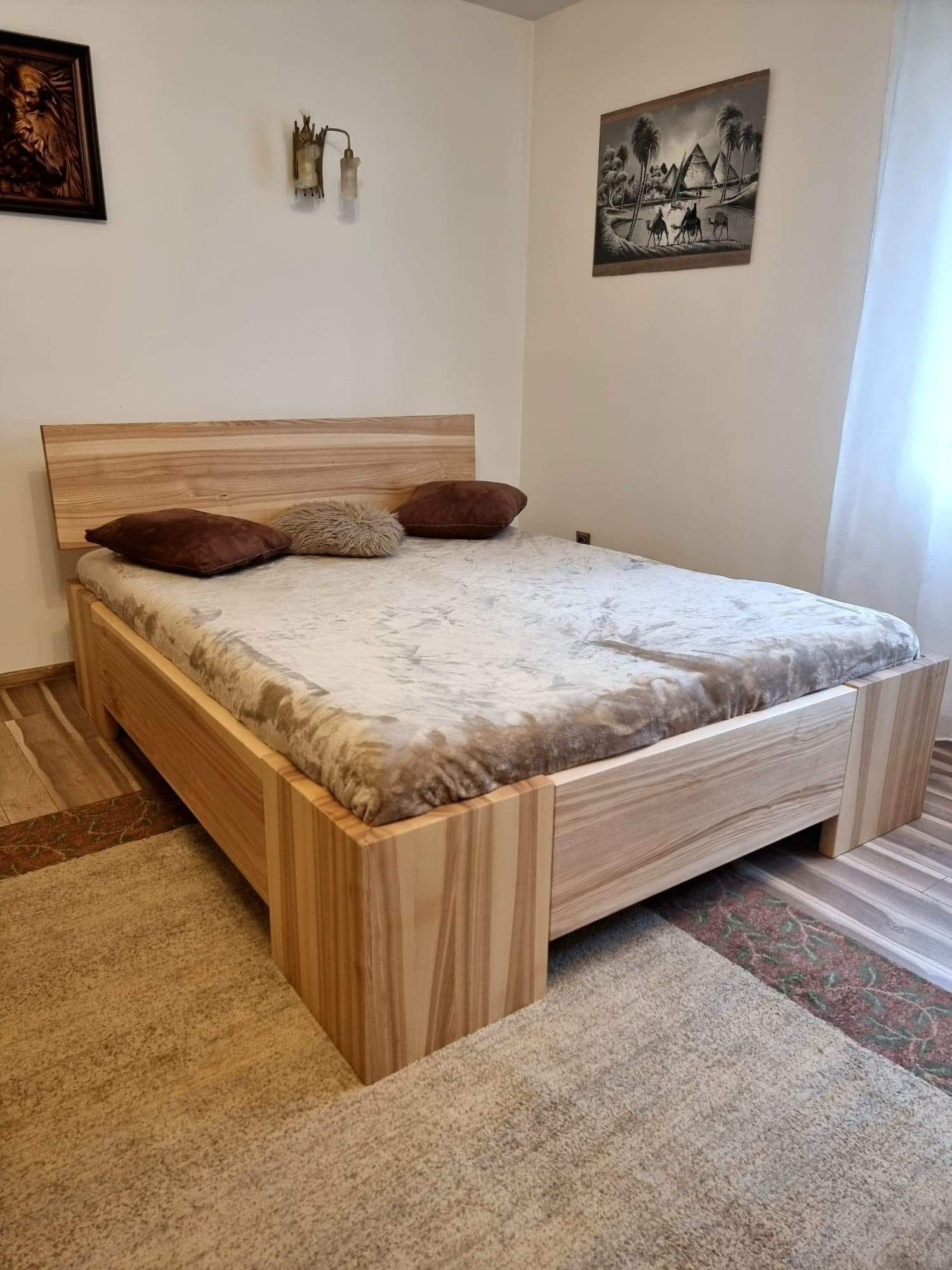 Łóżko jesionowe solidne z litego drewna *dębowe*