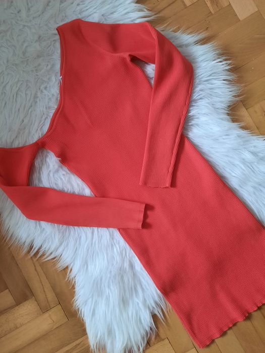 Sprzedam sukienkę Bershka