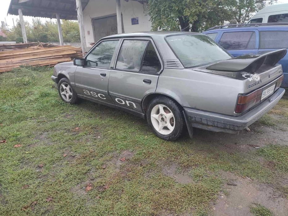 Опель аскона 1.6