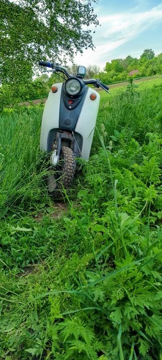 Продам скутер yamaha 3kj