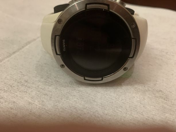 Годинник Suunto 5