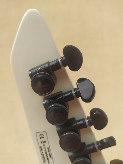 Gitara Harley Benton EX-84 Modern EMG VW