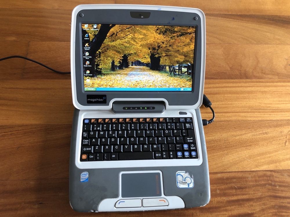 Computador portátil para criança Magalhães