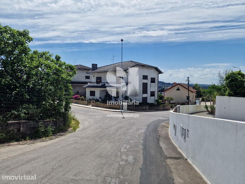 Moradia isolada ,Paredes-Lordelo