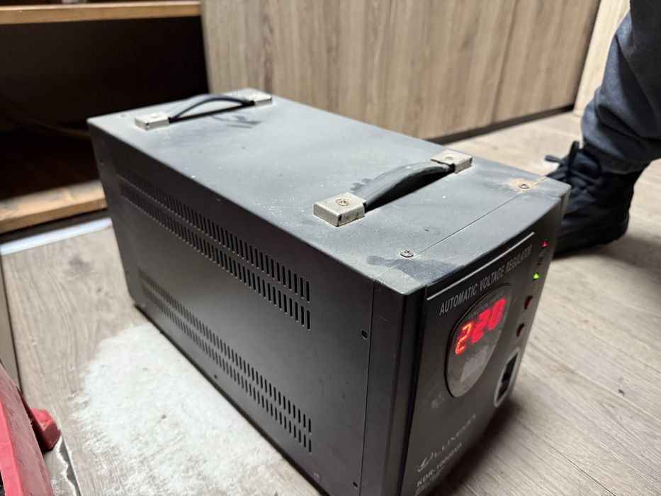 Стабілізатор напруги 10кв