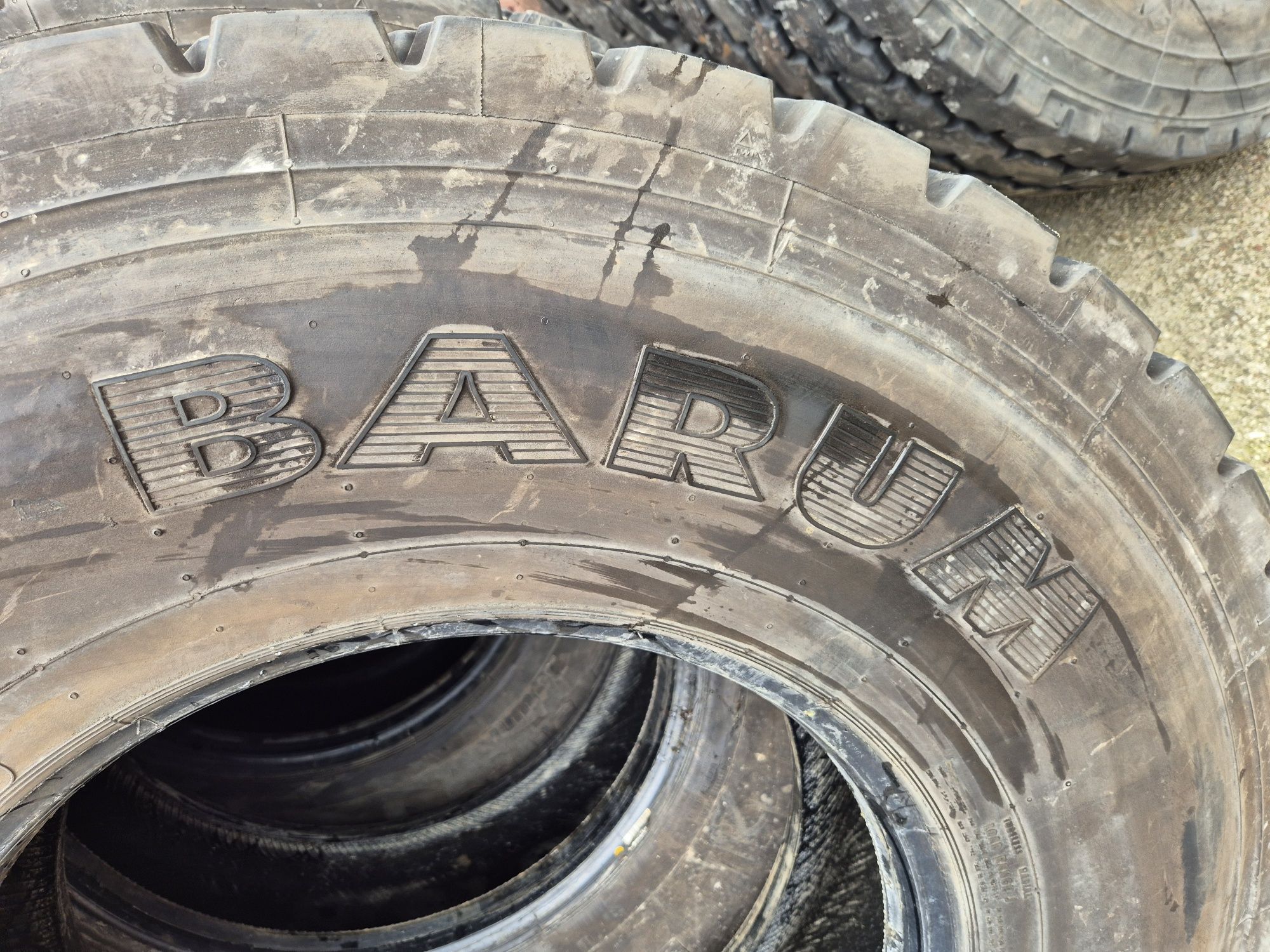 Opony 13r22.5   13-22.5