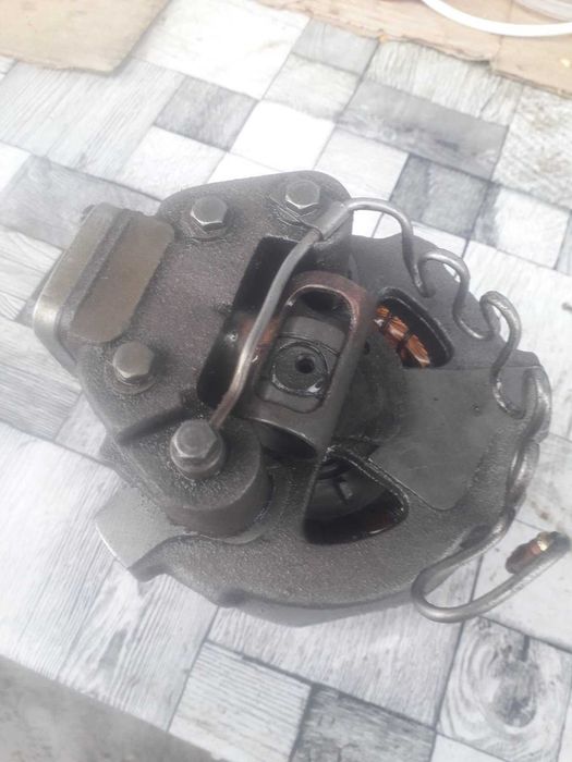 Електродвигун з компресором