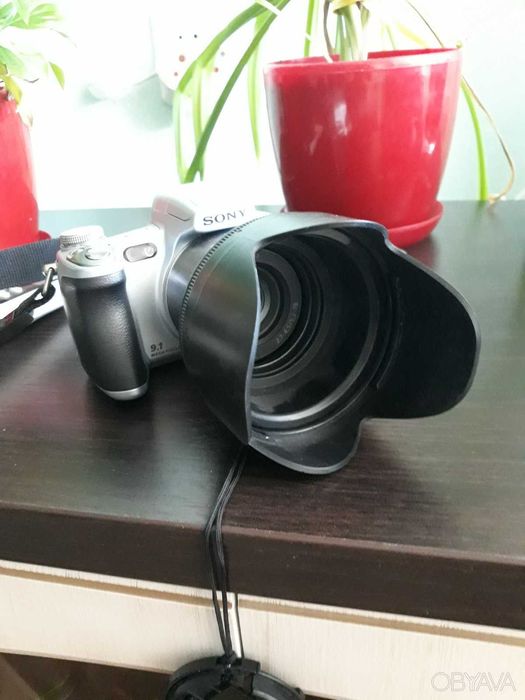 Фотокамера (фотоапарат) Sony Cyber-Shot DSC-H50