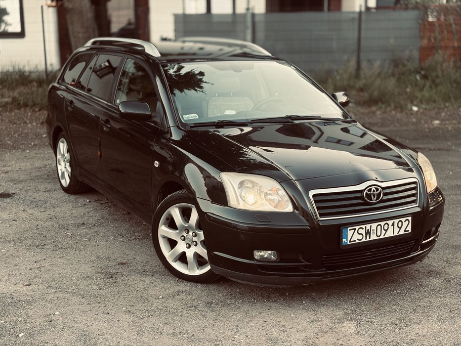 Toyota Avensis T25 ! 2.0 benzyna ! 2004 ! Tanio ! Oplaty !