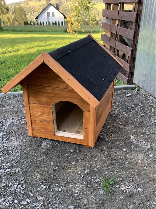 Buda dla psa ocieplana