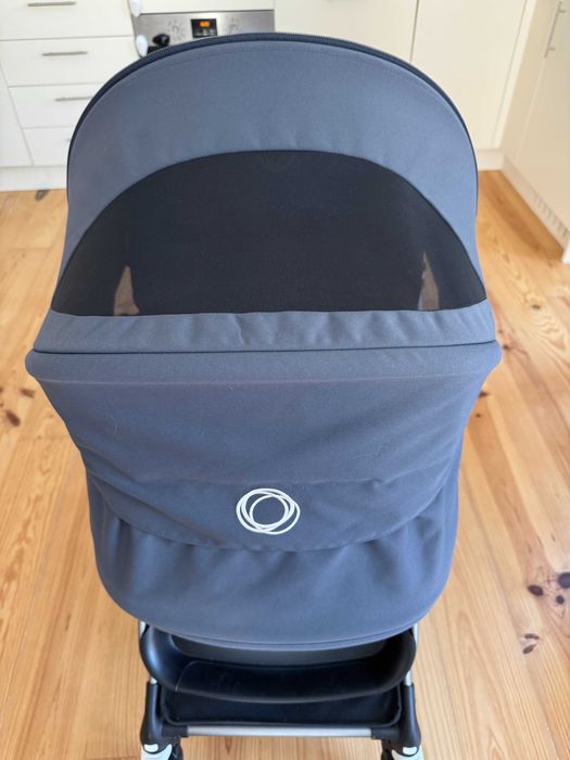 Stunning Bugaboo Fox 3 (Stormy Blue) – Includes Bassinet & Seat Unit