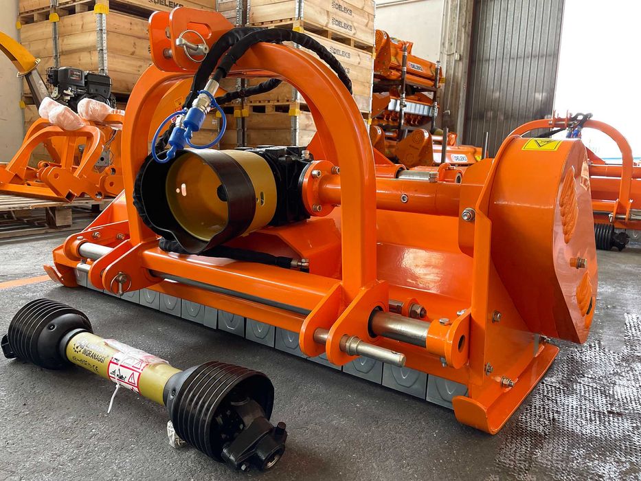 Triturador deslocavel hidr. 1.3m JAGUAR-130 - p/Trator 25-60cv - Novo