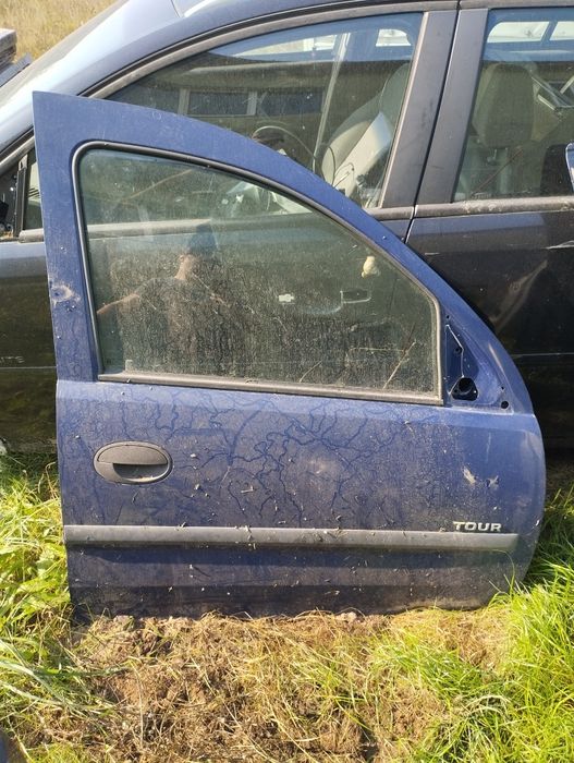 Opel combo drzwi przednie prawe