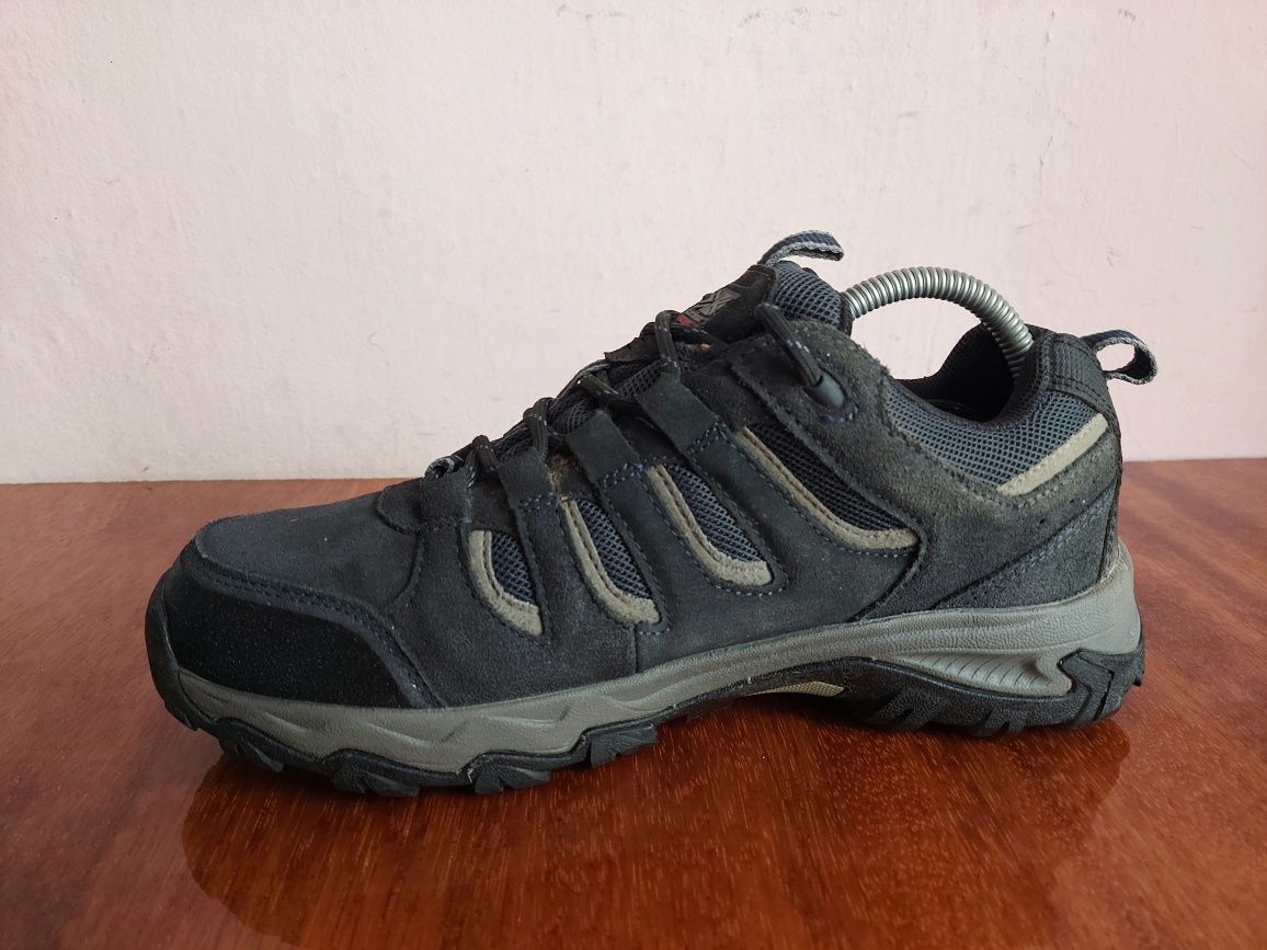 Кроссовки Karrimor Mount Low Navy waterproof оригінал 

Розмір по бірц