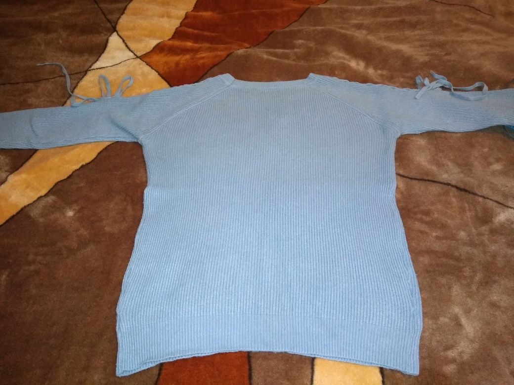 Świąteczny Sweter jasno niebieski L