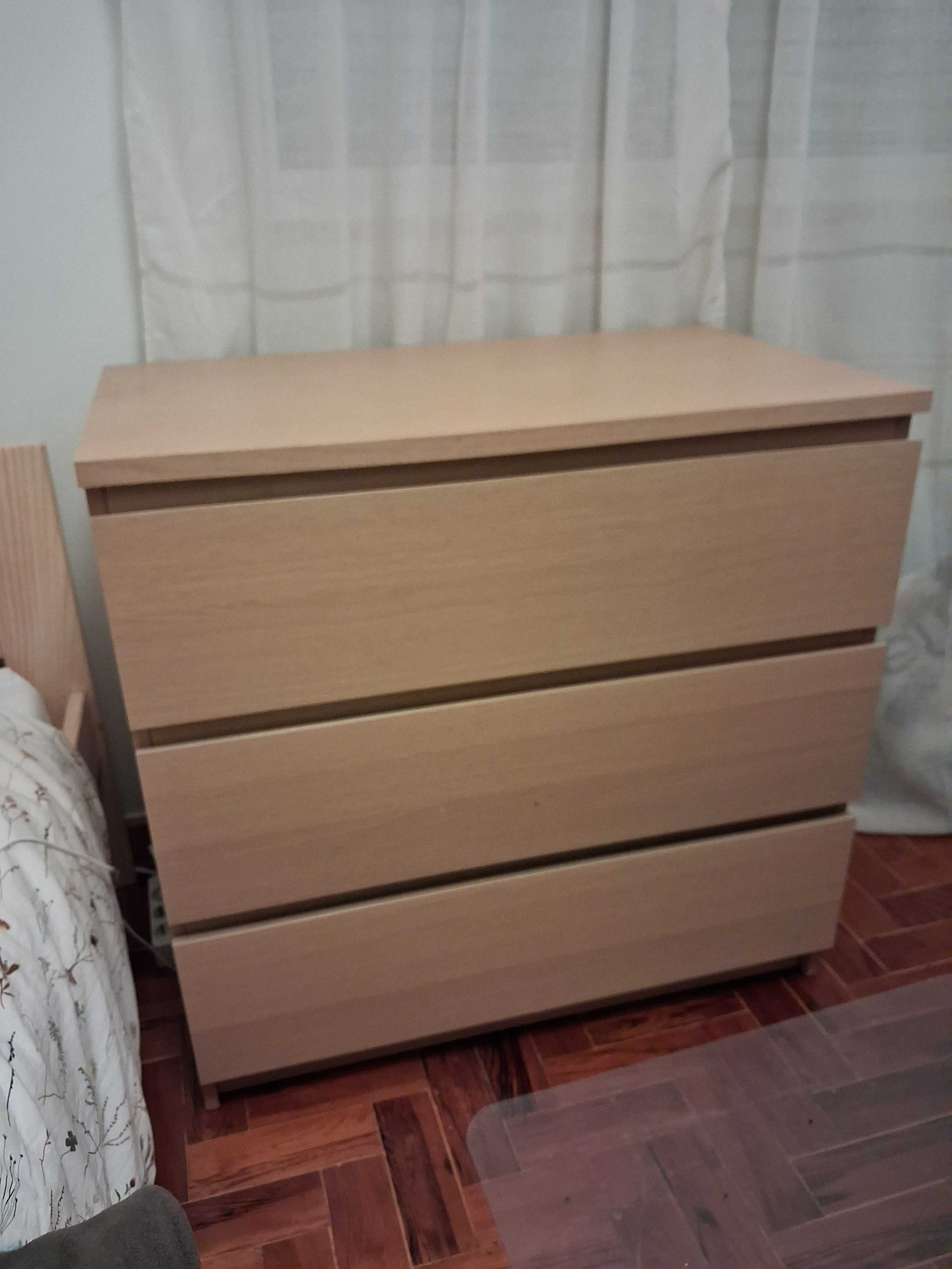 Cómoda IKEA MALM carvalho 80x48x78 em bom estado
