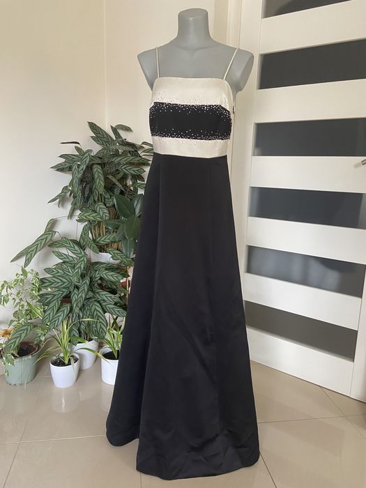 Piękna wieczorowa suknia DAVE & JOHNNY na studniówkę karnawał ślub