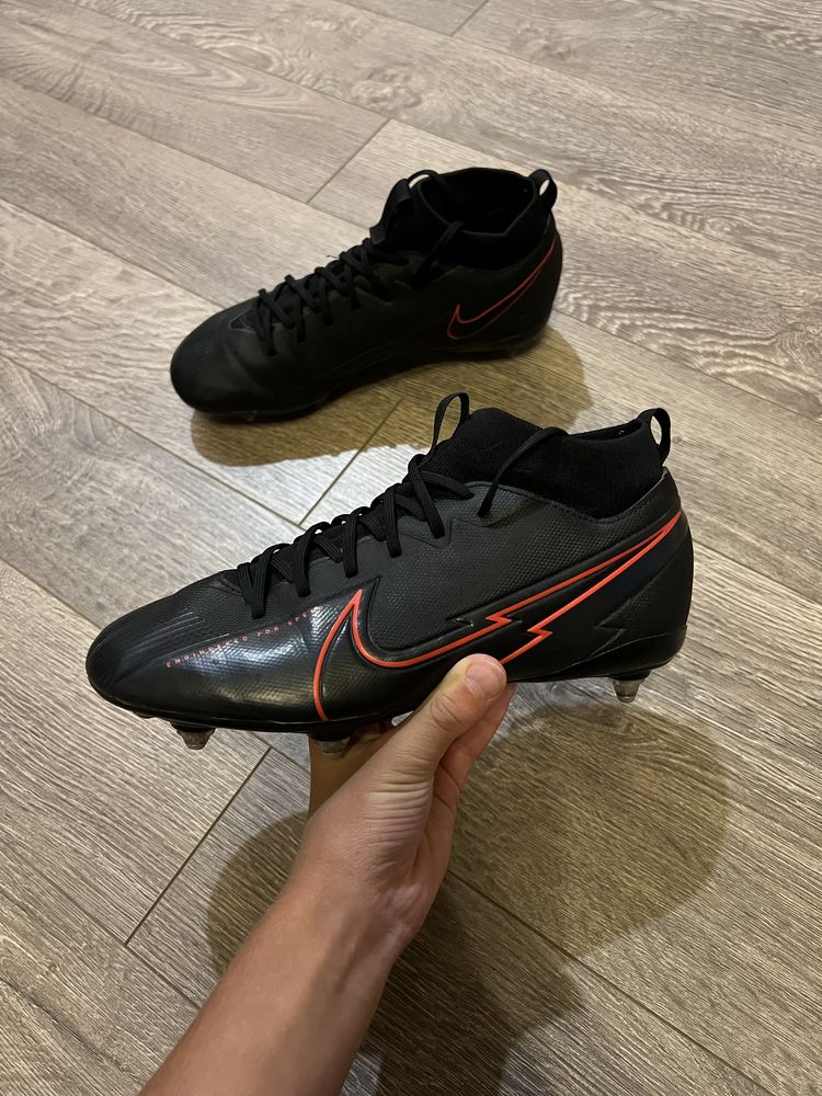 Бутси Nike Mercurial
