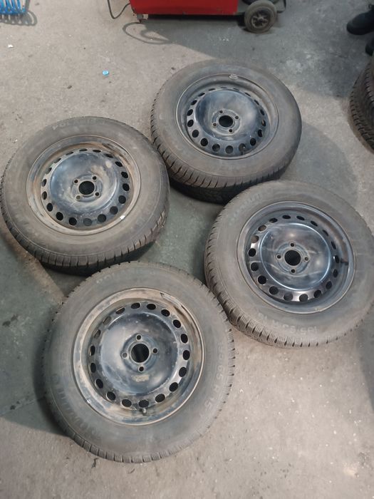 Komplet kół stalowych 4x100 Renault opony zimowe 195/65R15