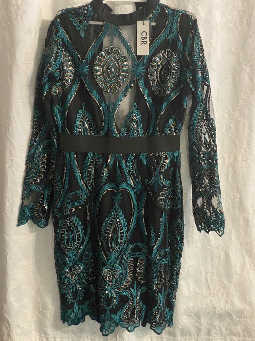 Продам вечерние платья и брюки