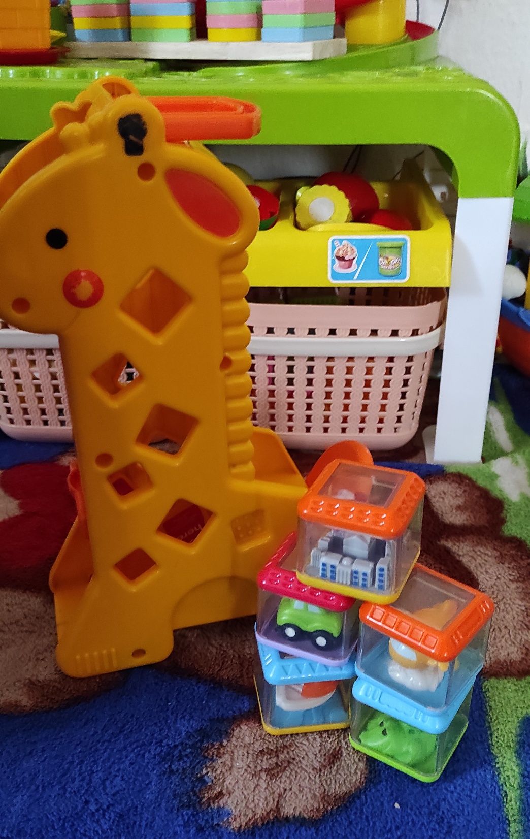 Жираф з кубиками Fisher price