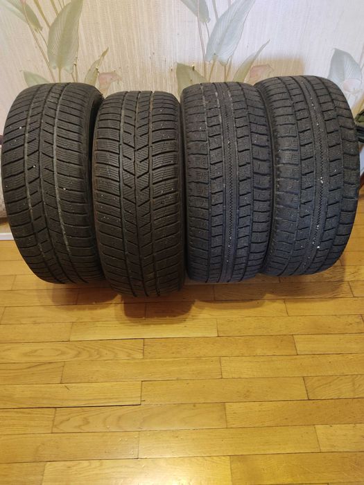 Автошини б/у 225/50 R17 BARUM зимові