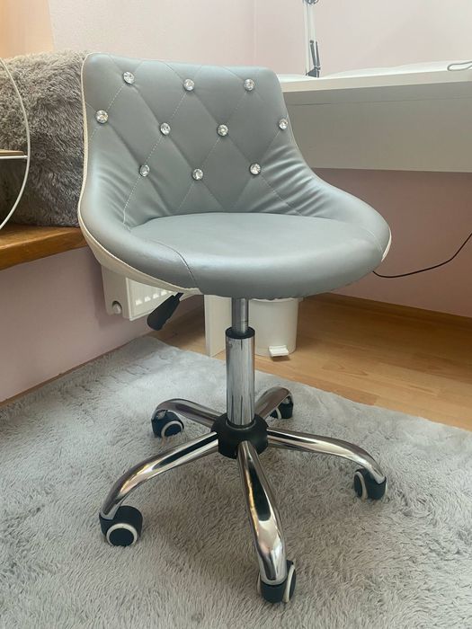 Fotel kosmetyczny/do biurka