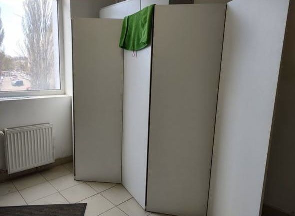 Ширма перегородка белая для офисов стоматологий салонов красоты