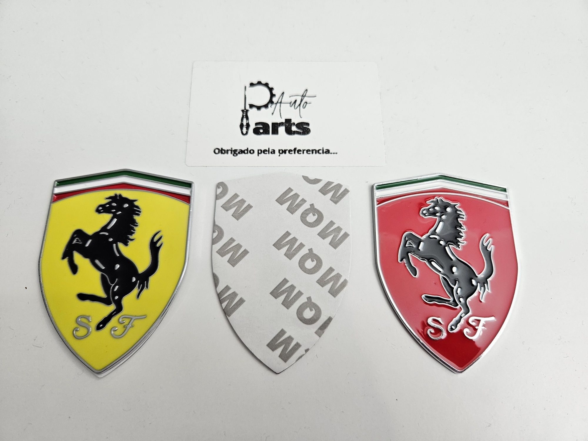 Emblema Ferrari 74mmx53mm Vermelho ou Amarelo