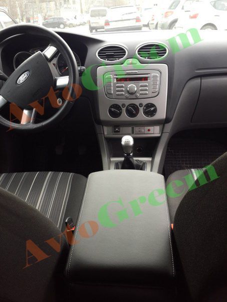 Подлокотник для Ford Focus 2 / Форд Фокус