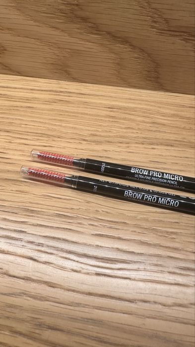 Rimmel Brow Pro Micro wysuwana kredka do brwi 03 Dark Brown 0.09g