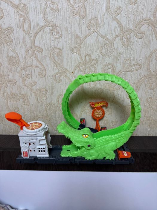 Hot Wheels Петля Крокодила , Hot Wheels Крокодил