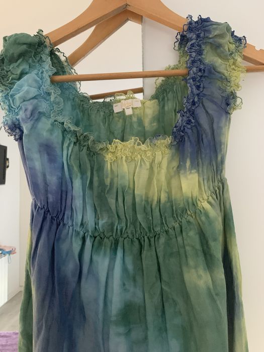 Vestido verde-azul bordado