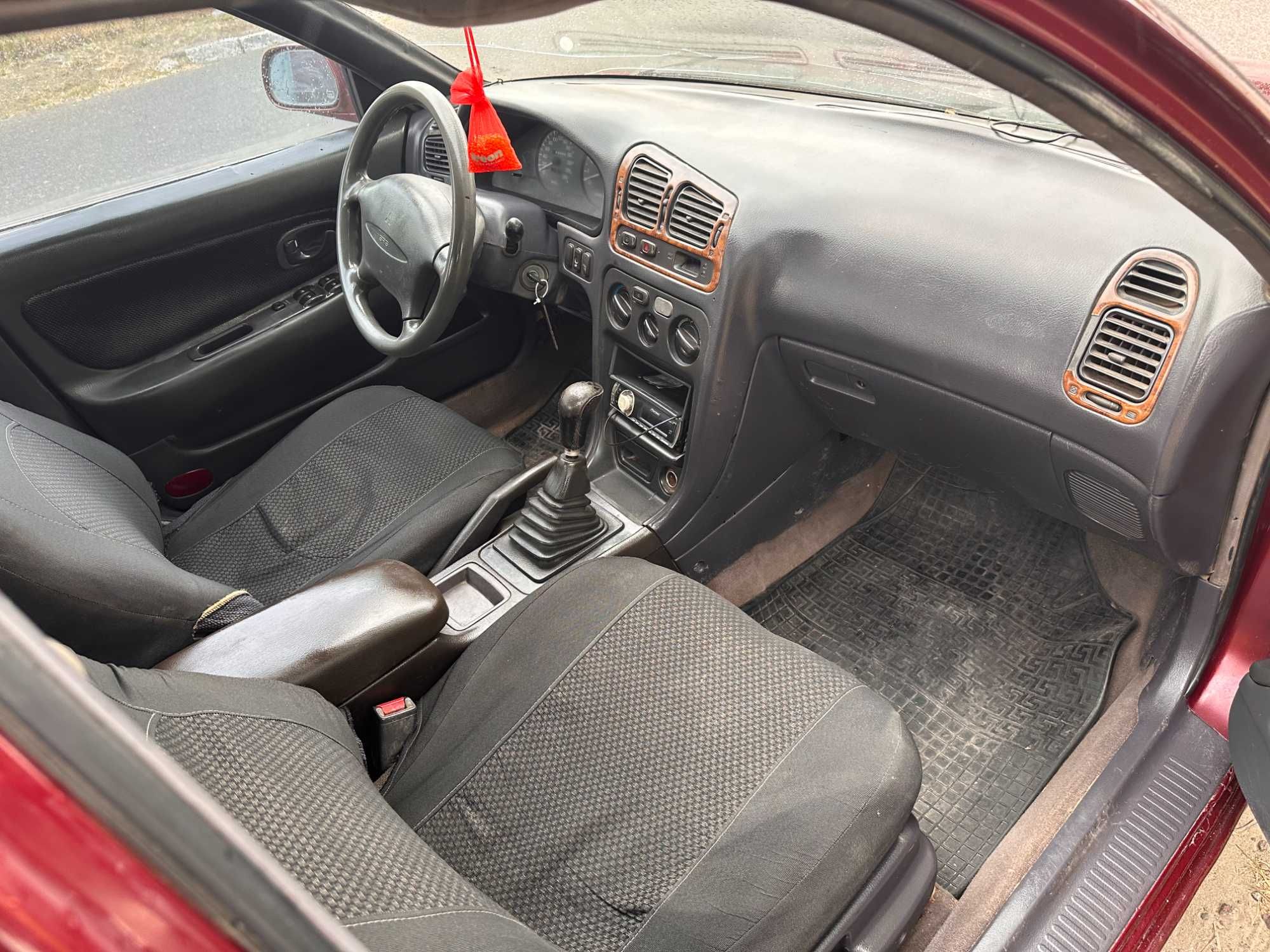 Mitsubishi Galant GT 2.0 V6 в хорошем состоянии на полном ходу