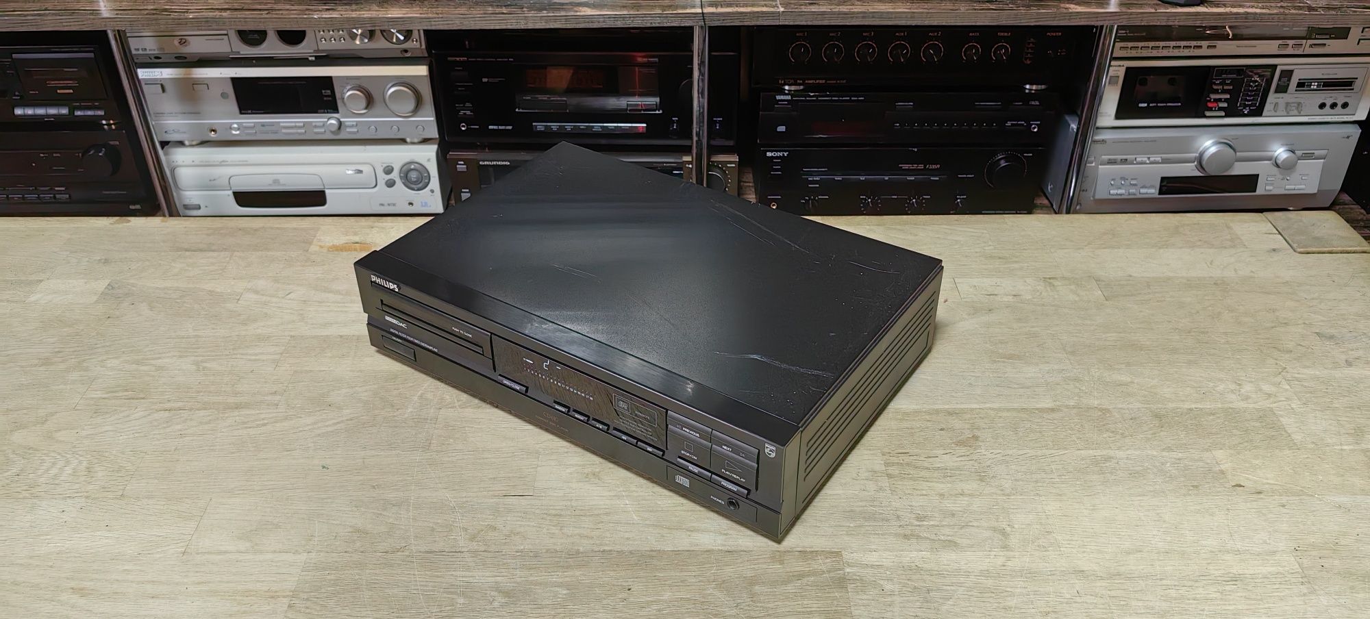 CD програвач Philips CD610