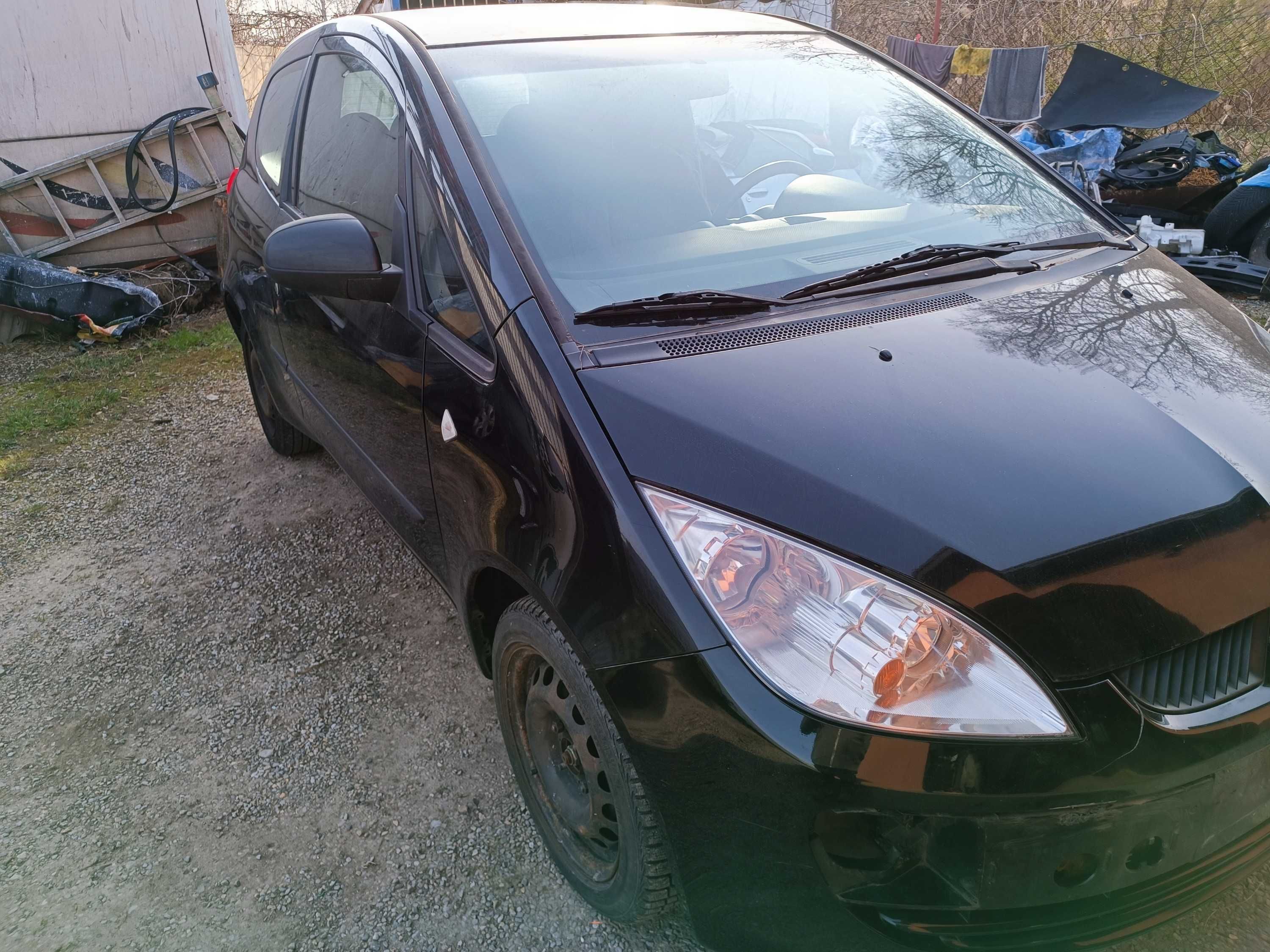 Mitsubishi Colt na części X19