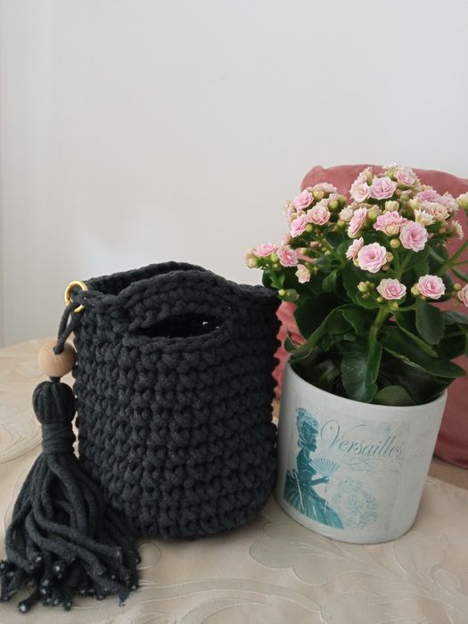 Torebka owalna z chwostem