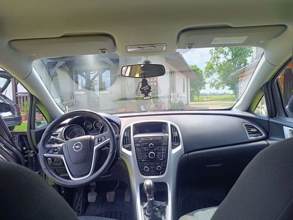 Opel Astra j 1.4 turbo