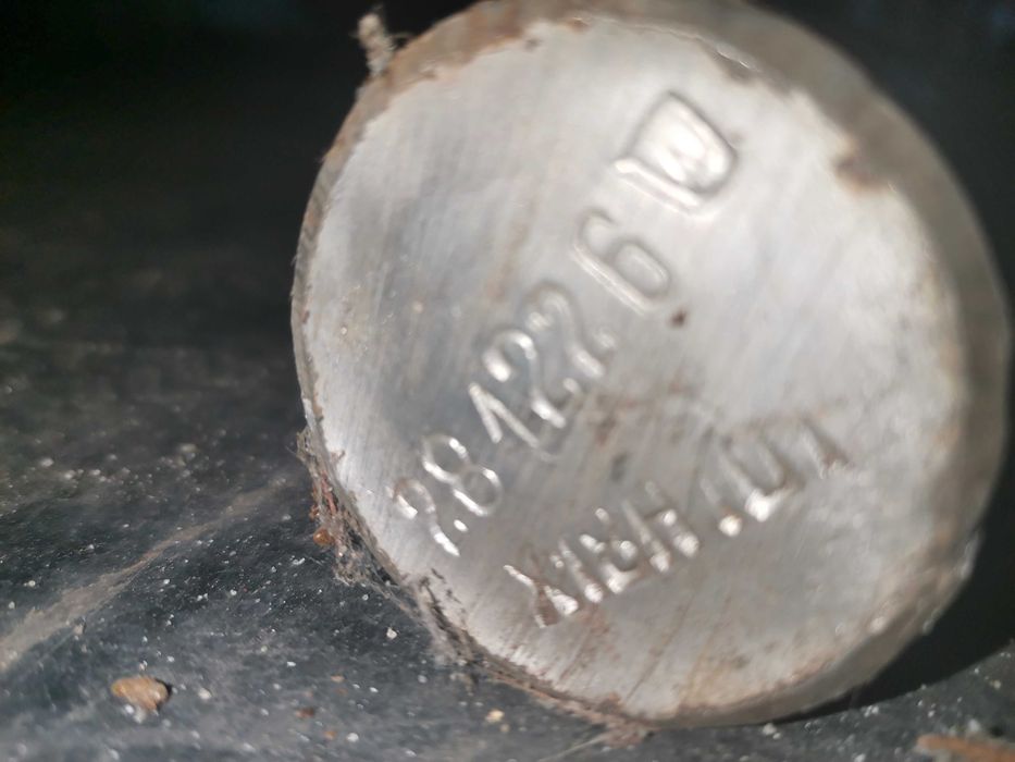 Нержавіючий прут діаметром 45 та 30мм