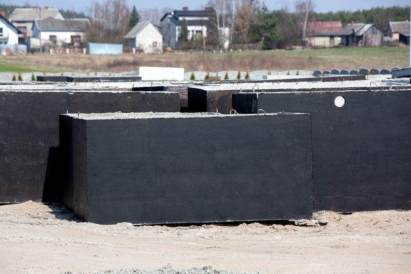Zbiornik betonowy 10m3 na gnojówkę, szambo, deszczówkę WRZEŚNIA