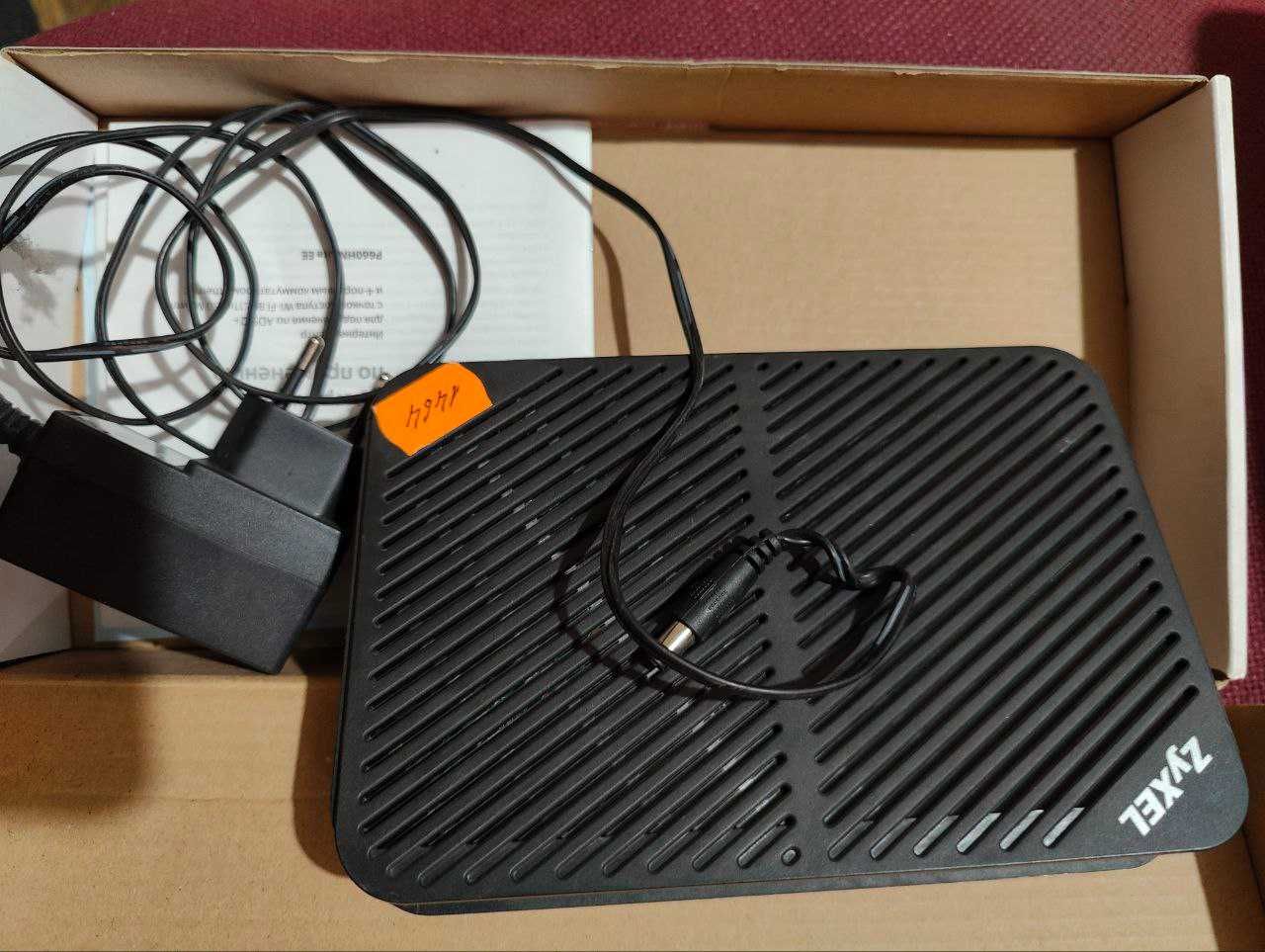 Роутер  zyxel p660hn lite ee
