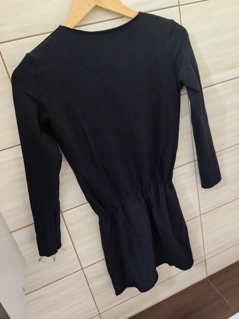 Czarna dresowa sukienka Wassyl XS S