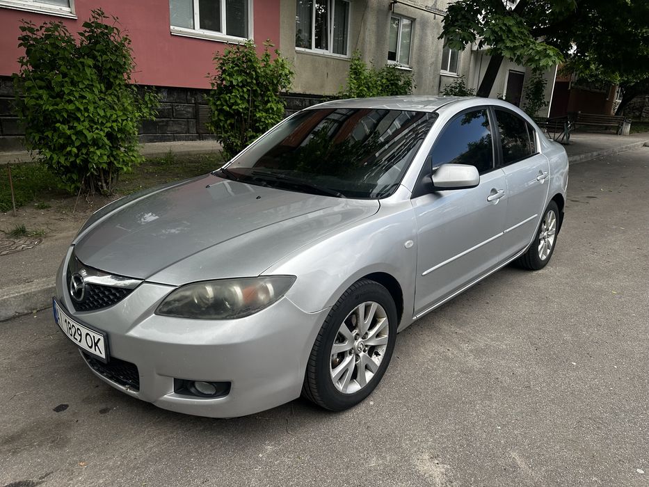 Продаю авто Mazda 3 2006 року
