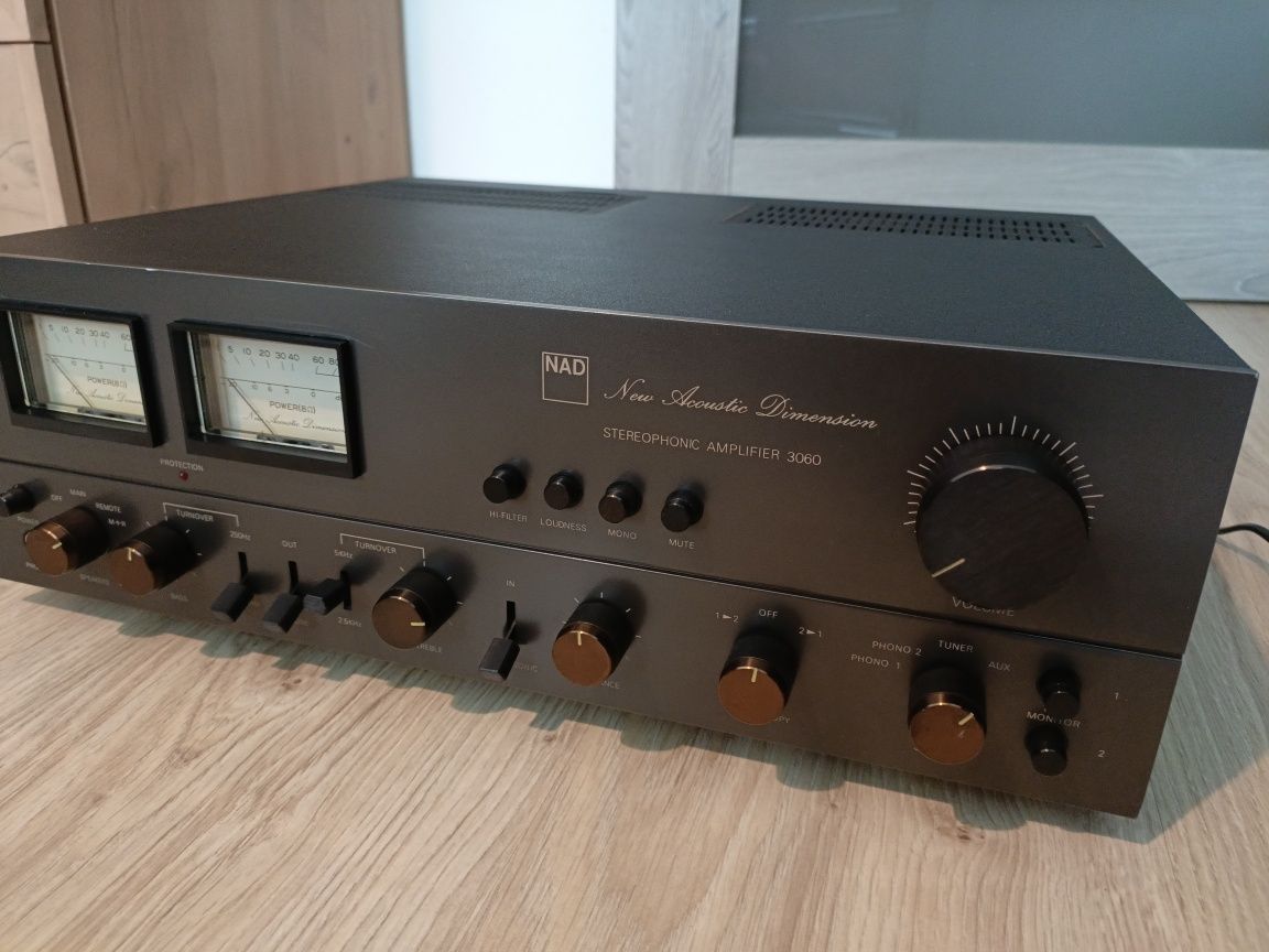 Wzmacniacz NAD 3060